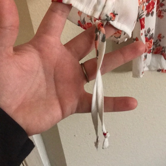 TORRID Size 1 floral top - Picture 6 of 7